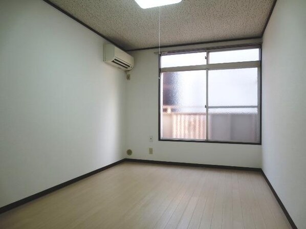 目黒本町ハイツの物件内観写真